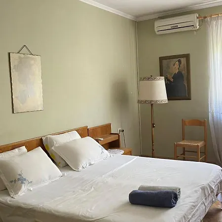 Appartement Vintage In Center Tirana